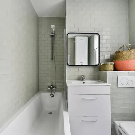 Montmartre - 2br - Cityapartmentstay Apartment *